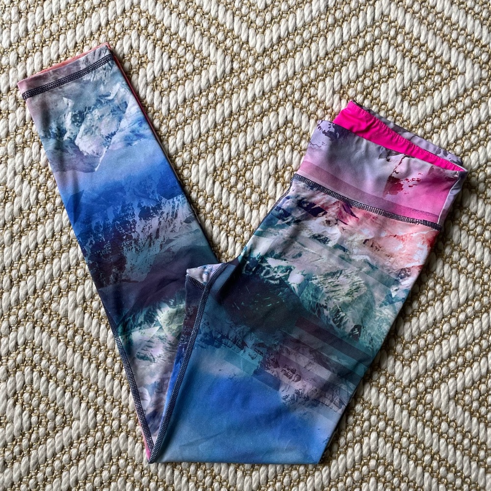 Live Love Dream Mountain Landscape Print Leggings Scenic Colorful M